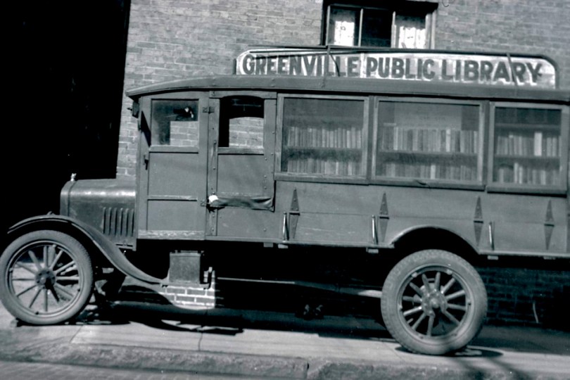 gcls_bookmobile_054